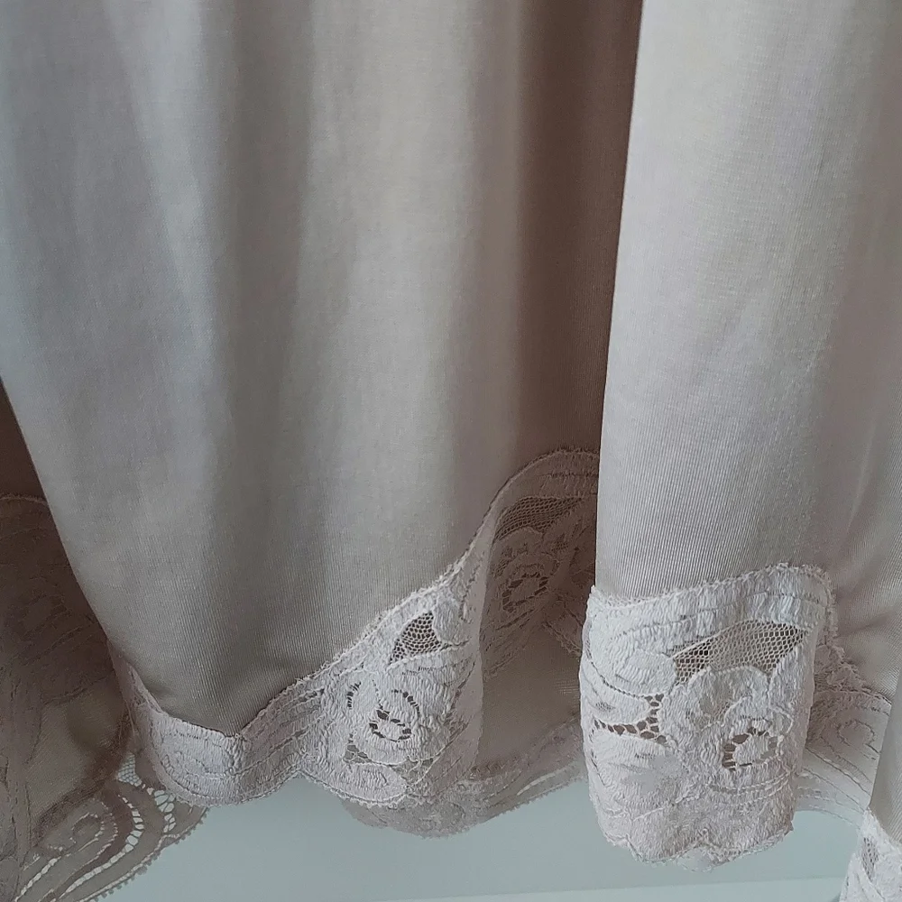 Vintage Vanity Beige Ecru Nylon Antron III Slip Chemise Lace Trim 36 Fairy
